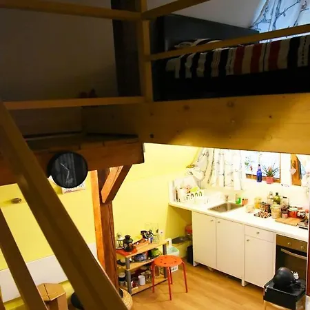 아파트 Anna's Downtown Loft 플로브디프